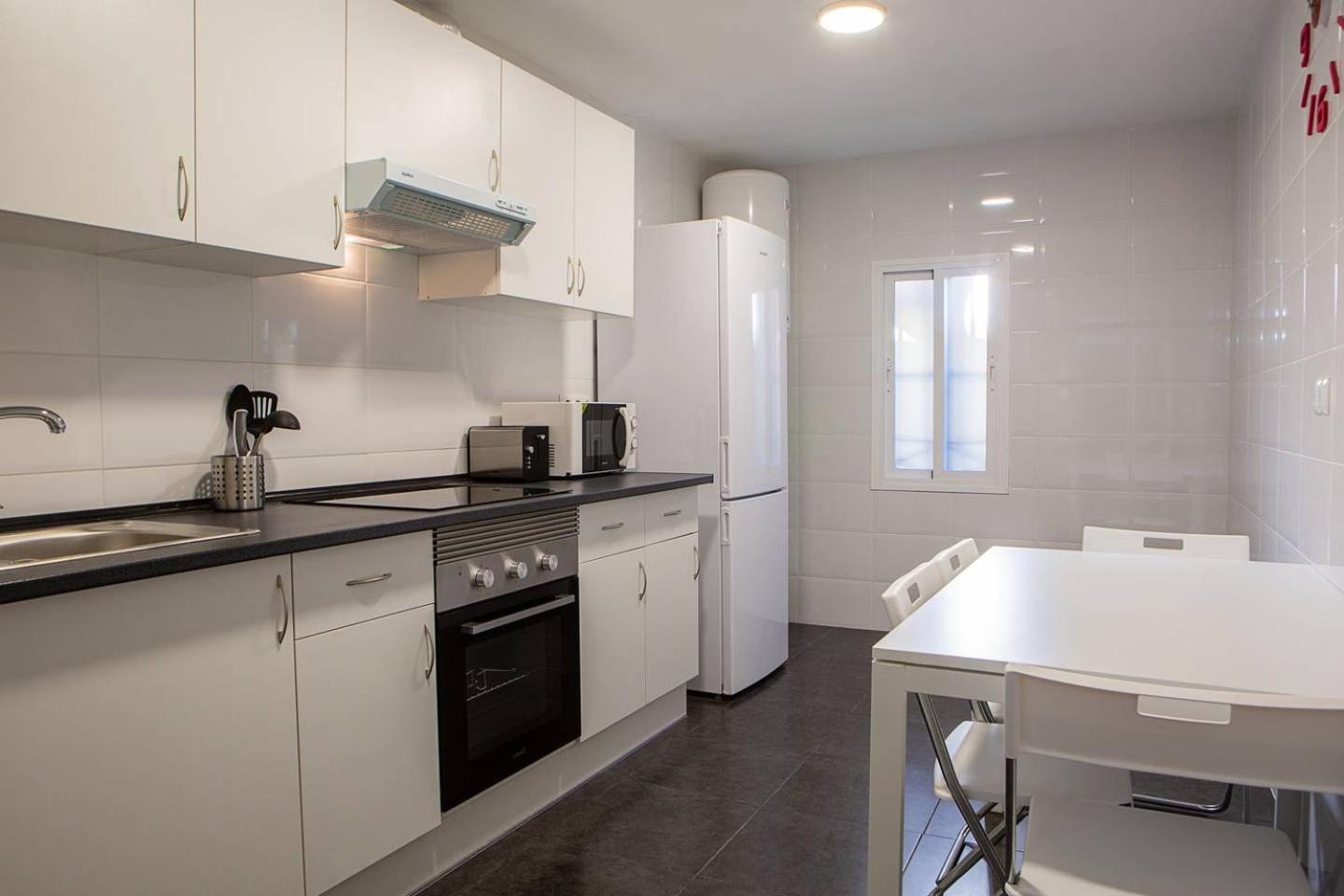 Lovely 3 Bedroom Apartment Next To Fuencarral Madrid Esterno foto