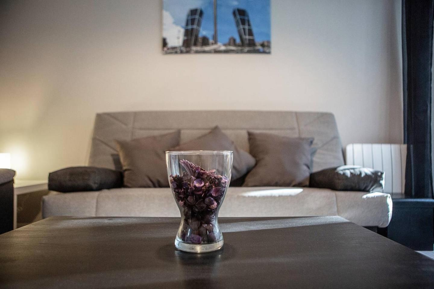 Lovely 3 Bedroom Apartment Next To Fuencarral Madrid Esterno foto
